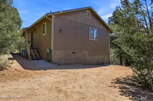 1992 Red Deer Run, Overgaard, AZ 85933 - Photo 4