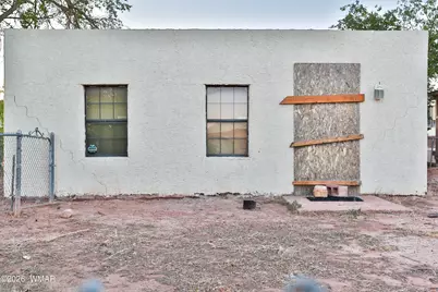 136 E Florida Street, Holbrook, AZ 86025 - Photo 2