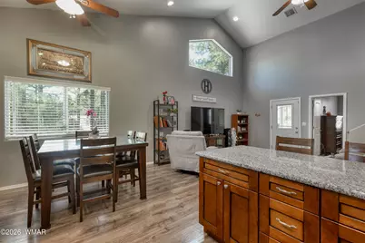 20 N Fox, Show Low, AZ 85901 - Photo 12