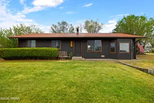 189 W 3rd Ave, Eagar, AZ 85925 - Photo 2