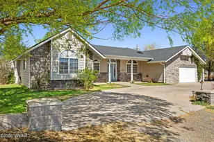 384 N Garth Dr, Eagar, AZ 85925 - Photo 1