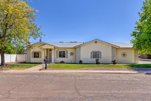663 W Center St, Snowflake, AZ 85937 - Photo 1