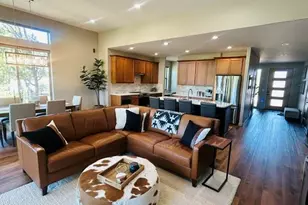 891 W Snow Creek Trail, Show Low, AZ 85901 - Photo 2