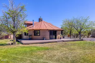 487 Co Rd 3144, Vernon, AZ 85940 - Photo 2