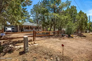 2893 Holiday Forest Dr, Overgaard, AZ 85933 - Photo 2