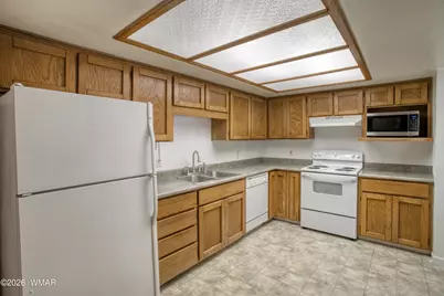 230 E Sky Hi Drive, Pinetop, AZ 85935 - Photo 8