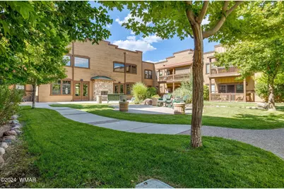 2409 Quarter Horse Trail, Unit 227 #227, Overgaard, AZ 85933 - Photo 16