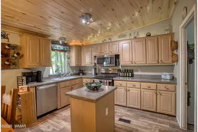 3558 Mark Twain Drive, Pinetop, AZ 85935 - Photo 10