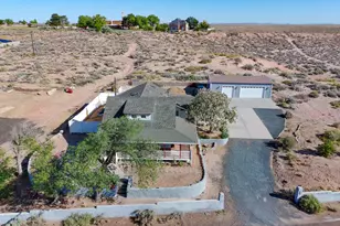 102 Crestview Rd, Holbrook, AZ 86025 - Photo 4