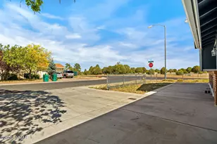 801 N 6th Dr, Show Low, AZ 85901 - Photo 38