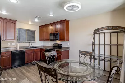 1973 Village Circle, Show Low, AZ 85901 - Photo 10