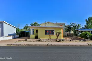 705 W Florida St, Holbrook, AZ 86025 - Photo 2