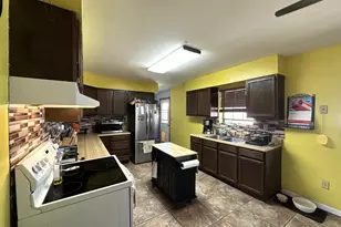 141 S Becker Lake Rd, Springerville, AZ 85938 - Photo 6