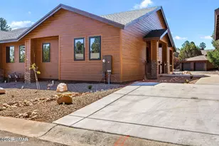 2765 W Villa Loop, Show Low, AZ 85901 - Photo 2