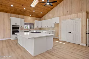 8424 Alchesay Dr, Pinetop, AZ 85935 - Photo 16
