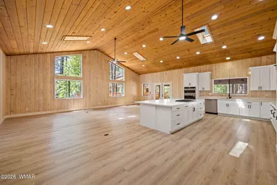 8424 Alchesay Drive, Pinetop, AZ 85935 - Photo 10