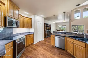 1041 E Pine Oaks Dr, Show Low, AZ 85901 - Photo 6