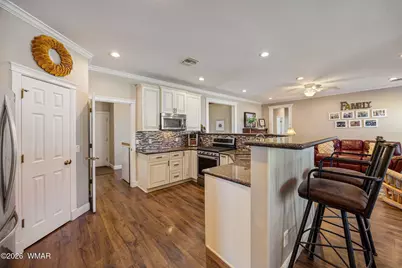 1064 Pearce Lane, Show Low, AZ 85901 - Photo 16