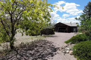 1048 Edith, Eagar, AZ 85925 - Photo 2