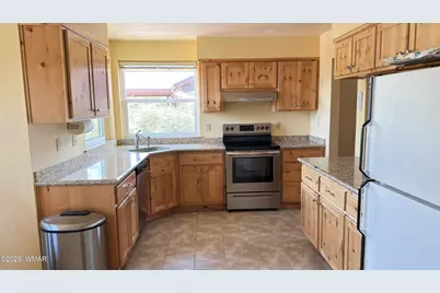 1048 Edith, Eagar, AZ 85925 - Photo 8