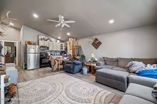 351 W 3rd Ave, Eagar, AZ 85925 - Photo 48