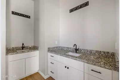 229 N Willis Street, Taylor, AZ 85939 - Photo 12