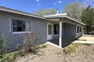 134 W 3rd Pl, Eagar, AZ 85925 - Photo 2