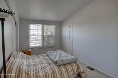 8683 Knowe Place, Show Low, AZ 85901 - Photo 16