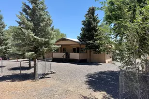 727 S Butler St, Eagar, AZ 85925 - Photo 2