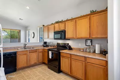 869 S Hunters Run, Show Low, AZ 85901 - Photo 10