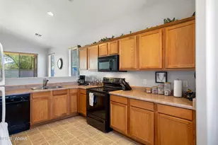 869 S Hunters Run, Show Low, AZ 85901 - Photo 10