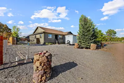 2258 Sitgreaves Drive, Overgaard, AZ 85933 - Photo 2