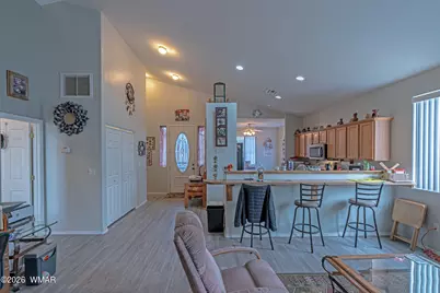853 S Hunters Run, Show Low, AZ 85901 - Photo 8
