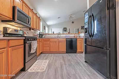 853 S Hunters Run, Show Low, AZ 85901 - Photo 12