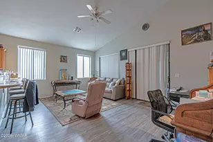 853 S Hunters Run, Show Low, AZ 85901 - Photo 6