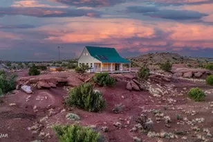245 N 6400 River Springs Ranch, Saint Johns, AZ 85936 - Photo 2