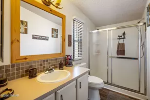 2191 Gingerbread Ln, Overgaard, AZ 85933 - Photo 10