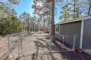 1033 Pine Ridge Dr, Show Low, AZ 85901 - Photo 26