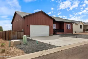 229 N Willis St, Taylor, AZ 85939 - Photo 2