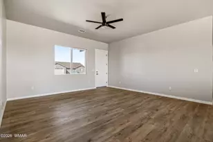 229 N Willis St, Taylor, AZ 85939 - Photo 6