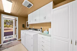 61 County Rd 3114, Vernon, AZ 85940 - Photo 16
