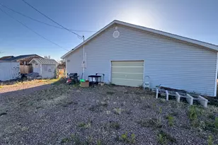 331 W 1000 St, Taylor, AZ 85939 - Photo 2