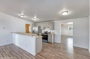 8429 Pinon Dr, Show Low, AZ 85901 - Photo 4