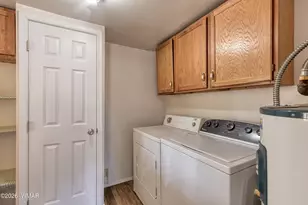3611 Pine Rim Dr, Overgaard, AZ 85933 - Photo 16