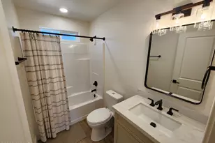 2053 Thousand Pines Dr, Overgaard, AZ 85933 - Photo 4