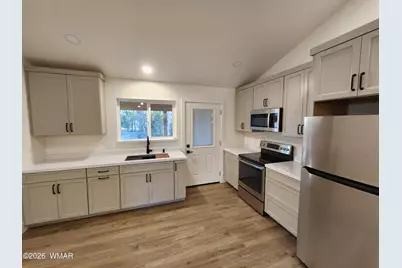 2053 Thousand Pines Drive, Overgaard, AZ 85933 - Photo 6