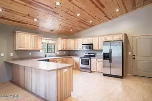 3244 Outlaw Trail, Overgaard, AZ 85933 - Photo 4
