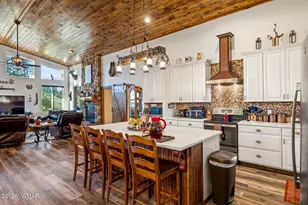 2207 4 Point Cir, Overgaard, AZ 85933 - Photo 14