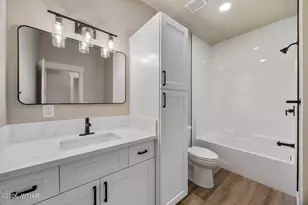 561 S Rock Ridge Dr, Show Low, AZ 85901 - Photo 16