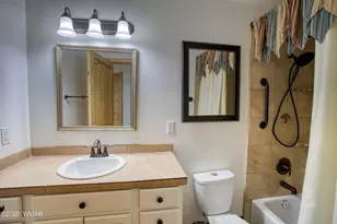 1420 E Meadow View Pl, Show Low, AZ 85901 - Photo 12